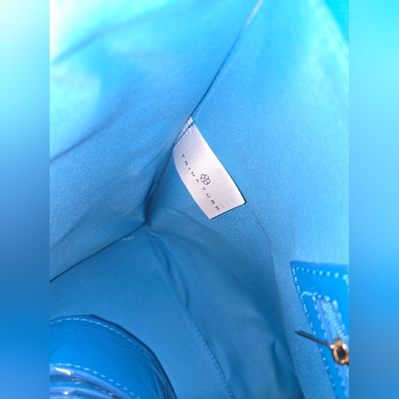 Trina Turk Summer Floral Handbag with NWOT - Picture 6 of 7